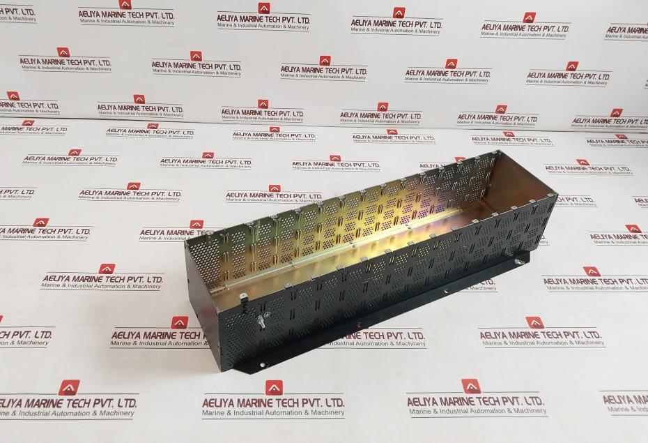 Honeywell 900R12-0101 12 I/O Slot Rack/Module Controller 5Vdc/6A & 24Vdc/2A