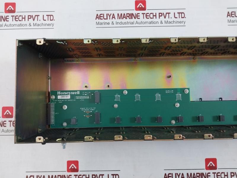 Honeywell 900R12-0101 12 Slot I/O Rack Controller Module 5Vdc/6A And 24Vdc/2A