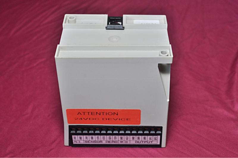 Honeywell 942-m0A-2D-1G1-130E Ultrasonic Proximity Sensor Control Module 24 Vdc