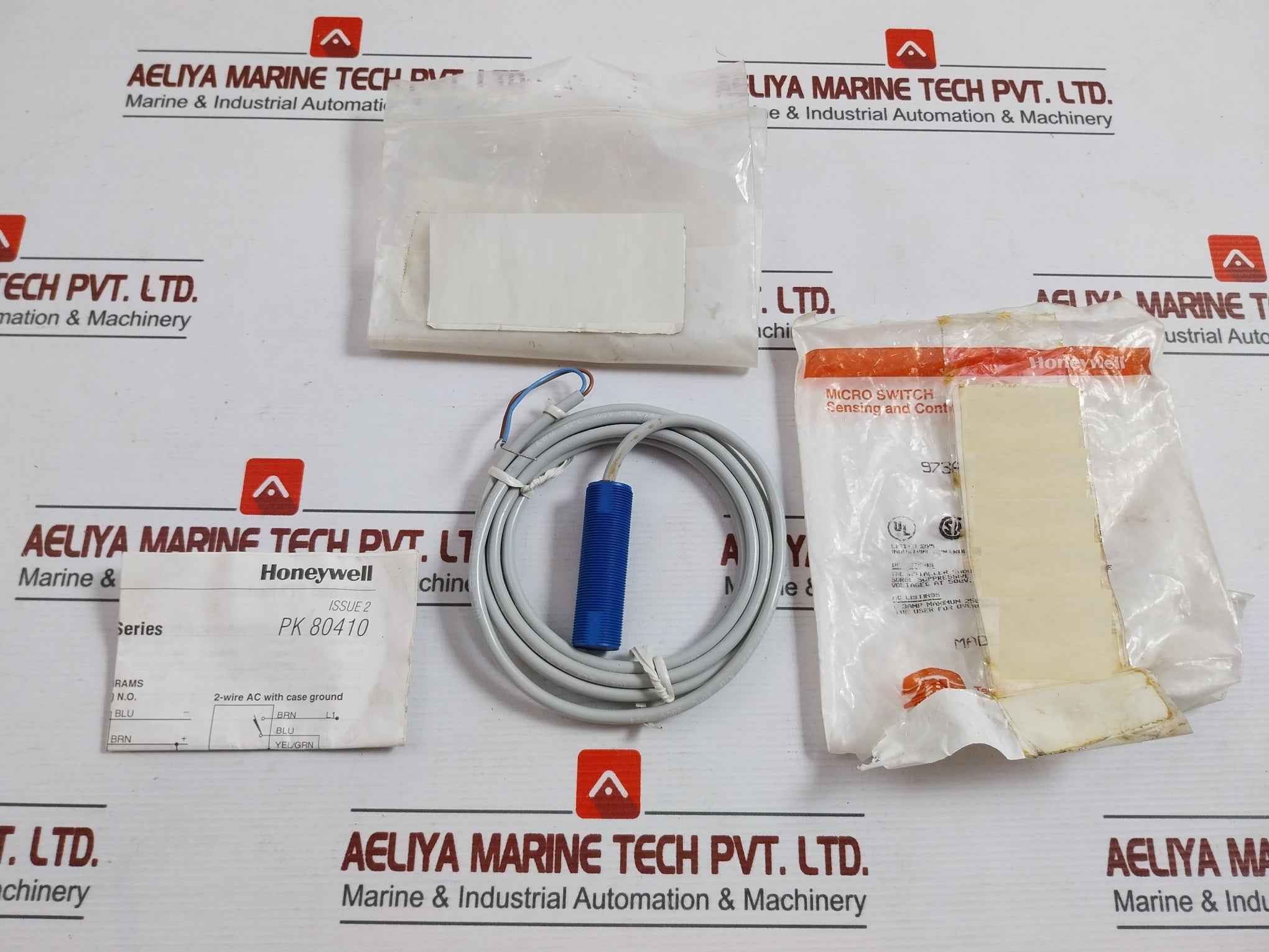 Honeywell 973Ab3Xp-b7T-l Proximity Switch 2-wire Ac 973 Series