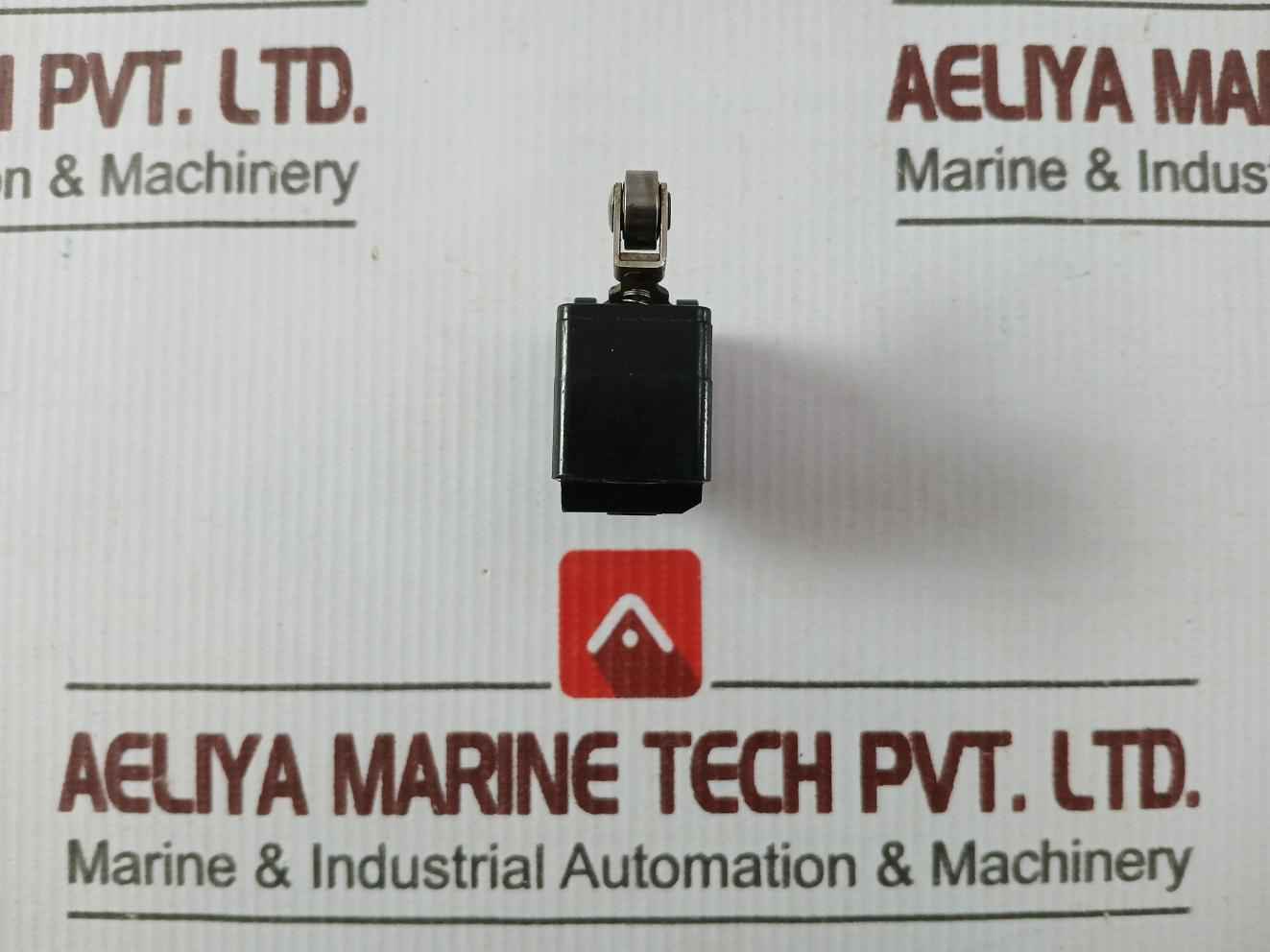 Honeywell Bz-2Rw822-a2 Micro Switch 1/8 Hp-125 Vac, 1/4 Hp-250 Vac