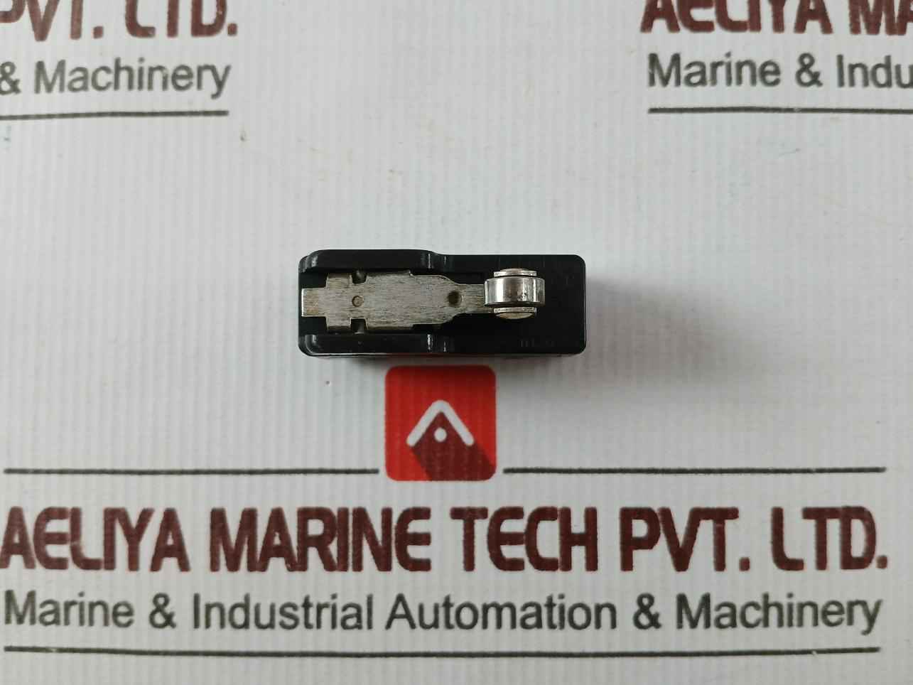 Honeywell Bz-2Rw822-a2 Micro Switch 1/8 Hp-125 Vac, 1/4 Hp-250 Vac