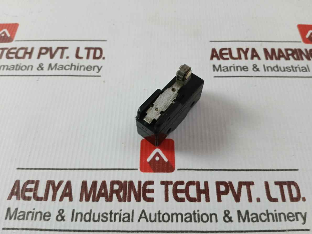 Honeywell Bz-2Rw822-a2 Micro Switch 1/8 Hp-125 Vac, 1/4 Hp-250 Vac