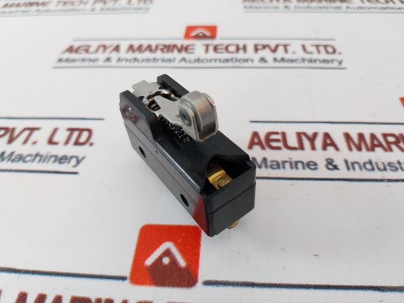 Honeywell Bz-2Rw822102-a2 Basic Snap Action Switch 1724