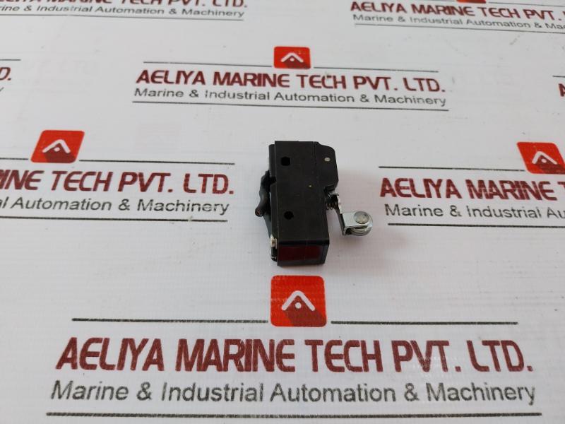 Honeywell Bz2Rw822 Roller Lever Micro Limit Switch 1/2A 125Vdc 1/4A 250Vdc