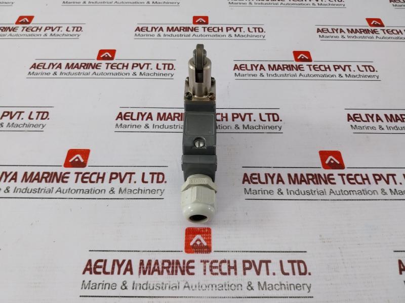 Honeywell Bze7-2Rqn8-c Limit Switch Iec 947-5-1, En60947-5-1