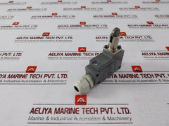 Honeywell Bze7-2Rqn8-c Limit Switch Iec 947-5-1, En60947-5-1