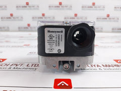 Honeywell C6097A3053 Gas Pressure Switch 240Vac 1/4" Npt
