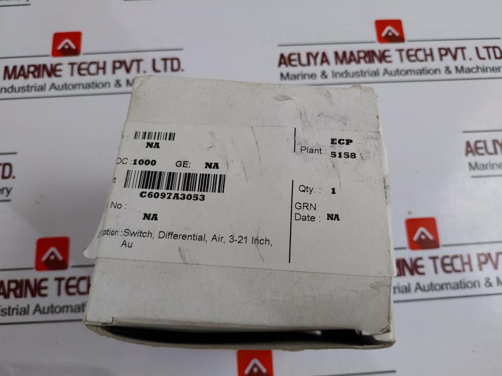 Honeywell C6097A3053 Gas Pressure Switch 240Vac 1/4" Npt