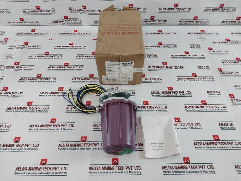 Honeywell C7012A1152 Purple Peeper Uv Flame Detector A11522211 120V 50/60Hz