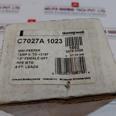 Honeywell C7027A 1023 Minipeeper U/V Flame Detector Sensor