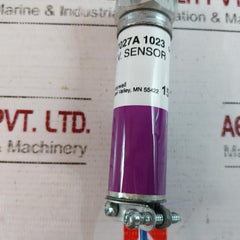 Honeywell C7027A 1023 Minipeeper U/V Flame Detector Sensor