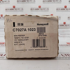 Honeywell C7027A 1023 Ultraviolet Flame Detector Rev A 50052243-002 8 Ft Lead