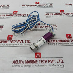 Honeywell C7027A 1023 Ultraviolet Flame Detector Rev A 50052243-002 8 Ft Lead