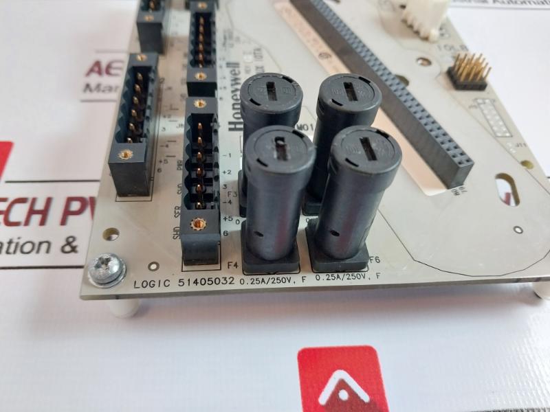 Honeywell Cc-paim01 Low Level Analog (Temperature) Input Module 51305959-175 Rev:B1