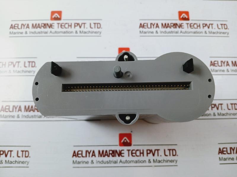 Honeywell Cc-pcf901 8 Port+ 1 Uplink, G3 Fieldbus Interface Module 24Vdc 195 Ma