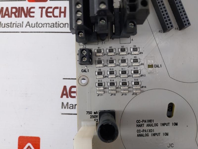 Honeywell Cc-taix11 Analog Input/Output Module 94V-0