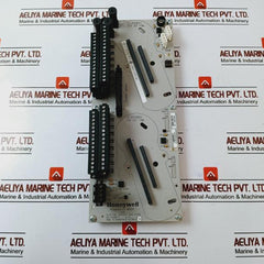 Honeywell Cc-td0B11 Digital Output 24V Iota Module 51308373-175 Rev. B2 24Vdc