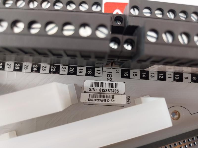 Honeywell Cc-tdil01 Digital Input Module 24V 4B20B-da1-000Lf