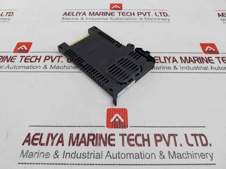 Honeywell Cc-upta01 Universal Pass Through Adapter +24V Dc 500Ma