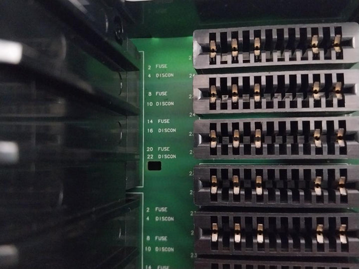 Honeywell Cc-usca01 Universal Signal Conditioning Assembly 24V Dc Max 1.3A