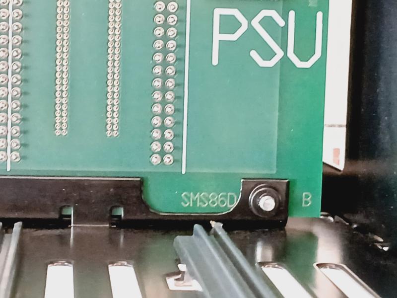 Honeywell Cpchas-0003 Iveonet Qmr Chassis W/ Cpb-0003 24Vdc 5Vdc 94V-0