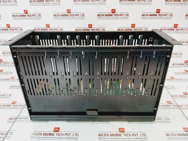 Honeywell Cpchas-0003 Iveonet Qmr Chassis W/ Cpb-0003 24Vdc 5Vdc 94V-0