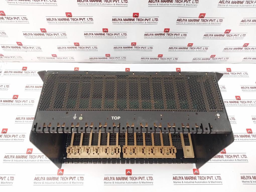 Honeywell D030009002C I/O Expansion Rack