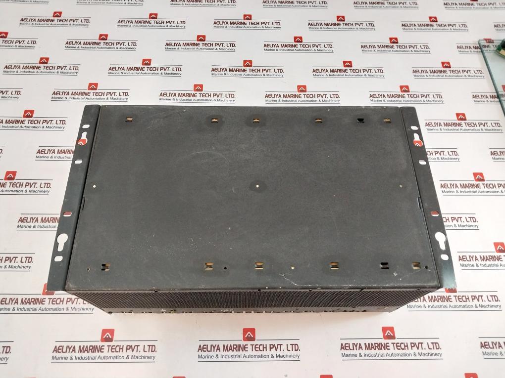 Honeywell D030009002C I/O Expansion Rack