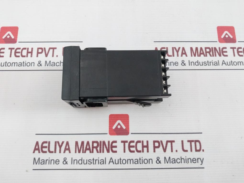 Honeywell Dc1010Cr-101000-e Digital Temperature Controller Ac 85-265V