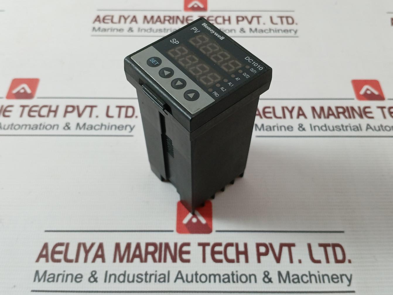 Honeywell Dc1010Cr-101000-e Temperature Controller Ac 85-265V