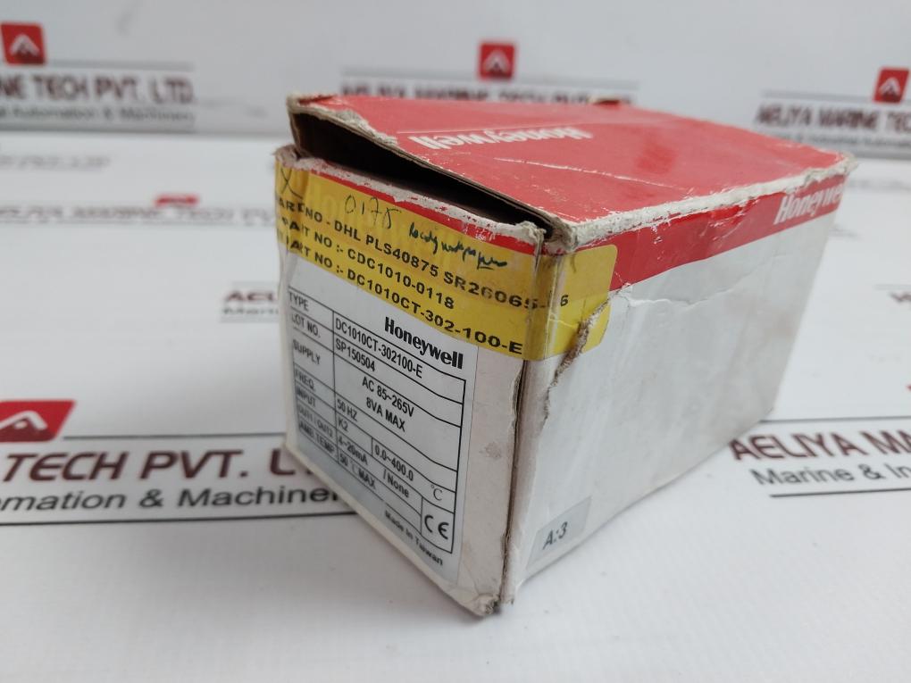 Honeywell Dc1010Ct-302100-e Pid Temperature Controller 8Va 4-20Ma 50Hz