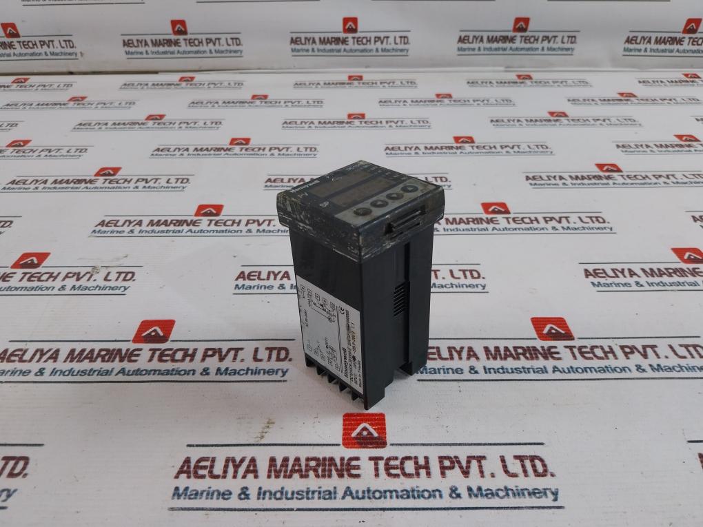 Honeywell DC1010CR-301000-E Digital Temperature Controller 85-265VAC