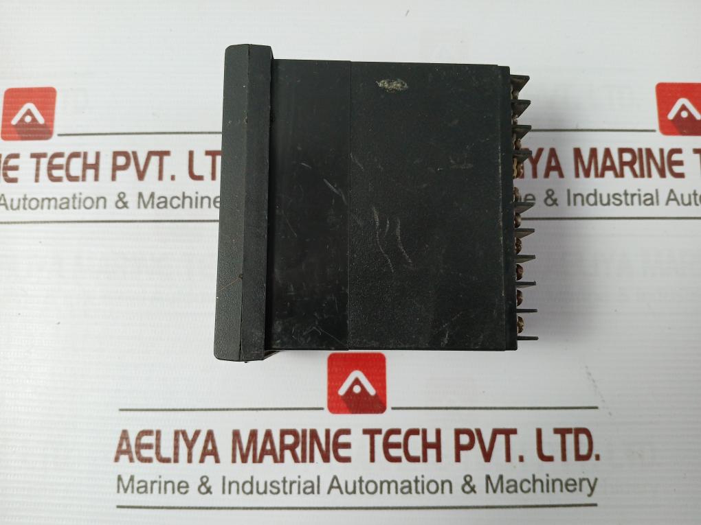 Honeywell Dc1020Ct-11100B-e Temperature Controller 100-230Vac