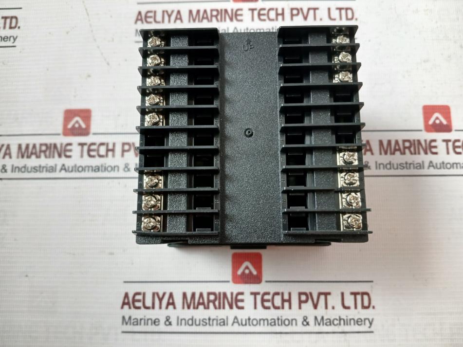 Honeywell Dc1040Cl-302000-e Digital Temperature Controller Ac 84-265V 8Va, 50 C