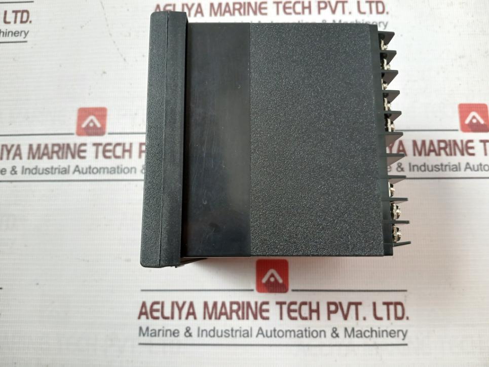 Honeywell Dc1040Cl-302000-e Digital Temperature Controller Ac 84-265V 8Va, 50 C