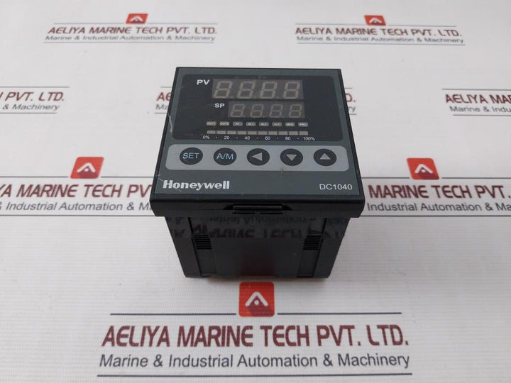 Honeywell Dc1040Cl-31200B-e Pid Temperature Controller 4-20Ma 0.0-100.0