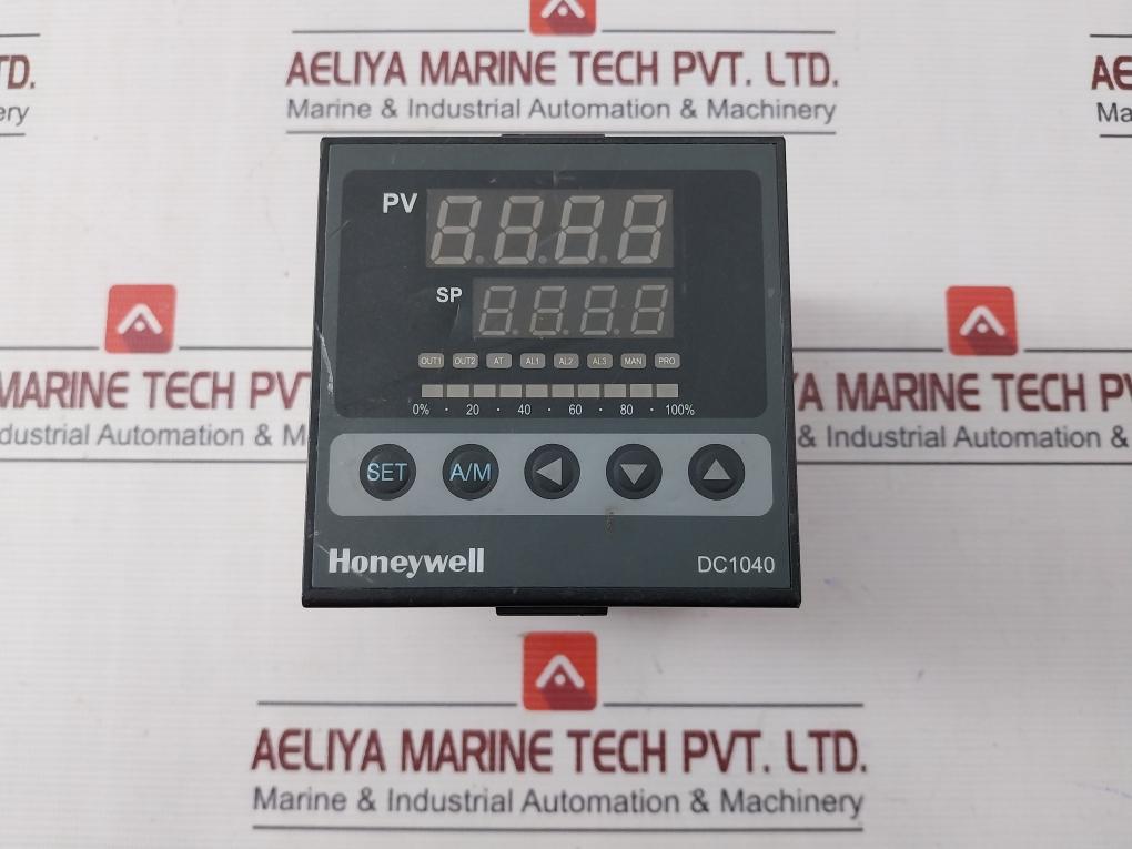 Honeywell Dc1040Cl-31200B-e Pid Temperature Controller 4-20Ma 0.0-100.0