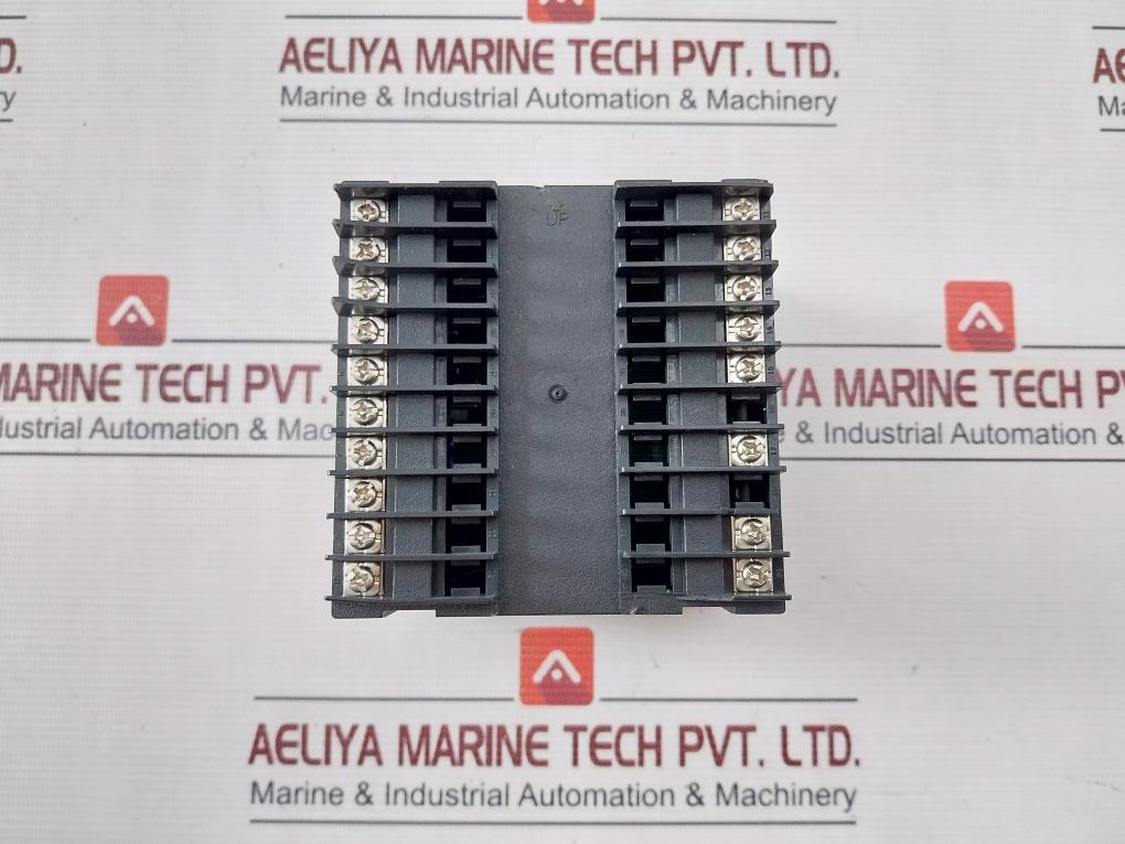 Honeywell Dc1040Cl-31200B-e Pid Temperature Controller 4-20Ma 0.0-100.0