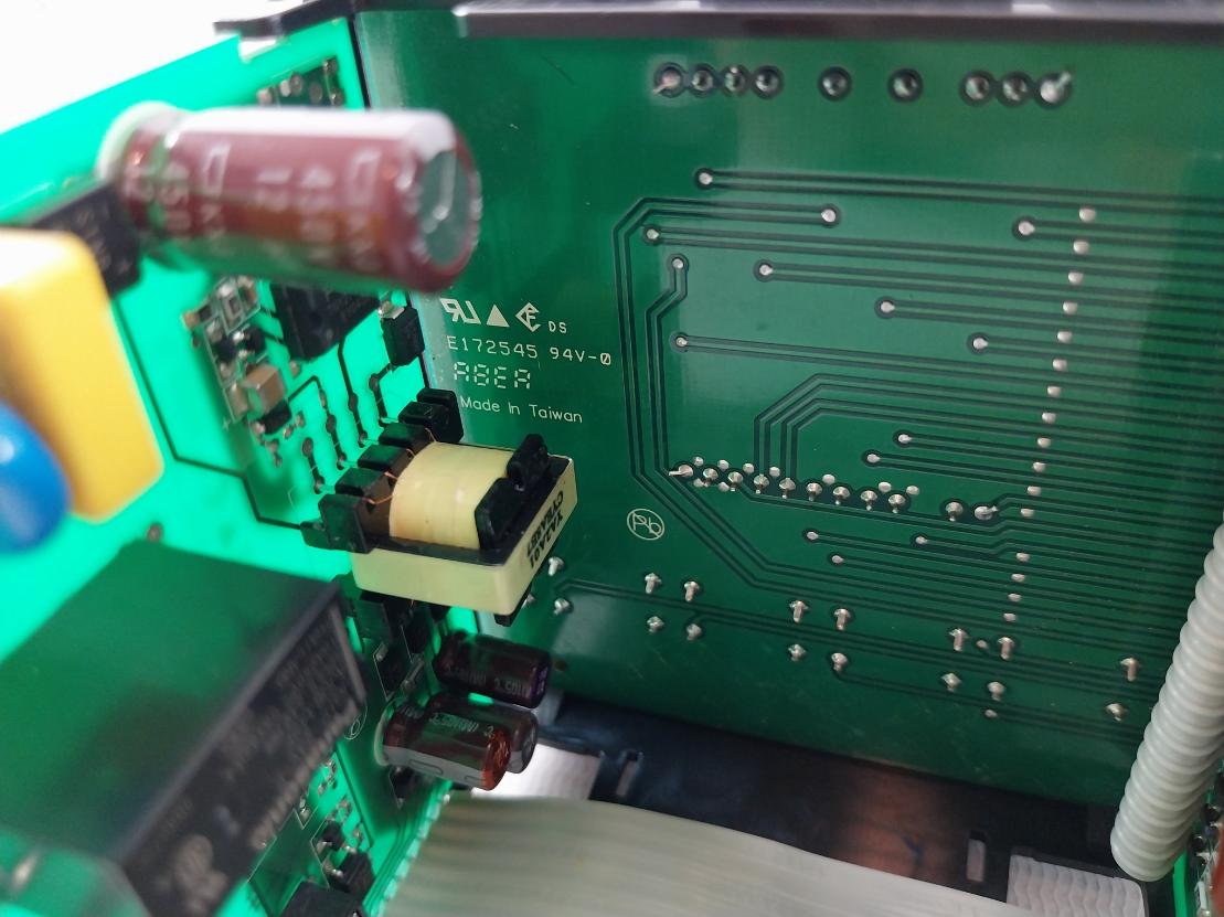 Honeywell Dc1040Cr-102000-e Pid Temperature Controller 24 Vdc