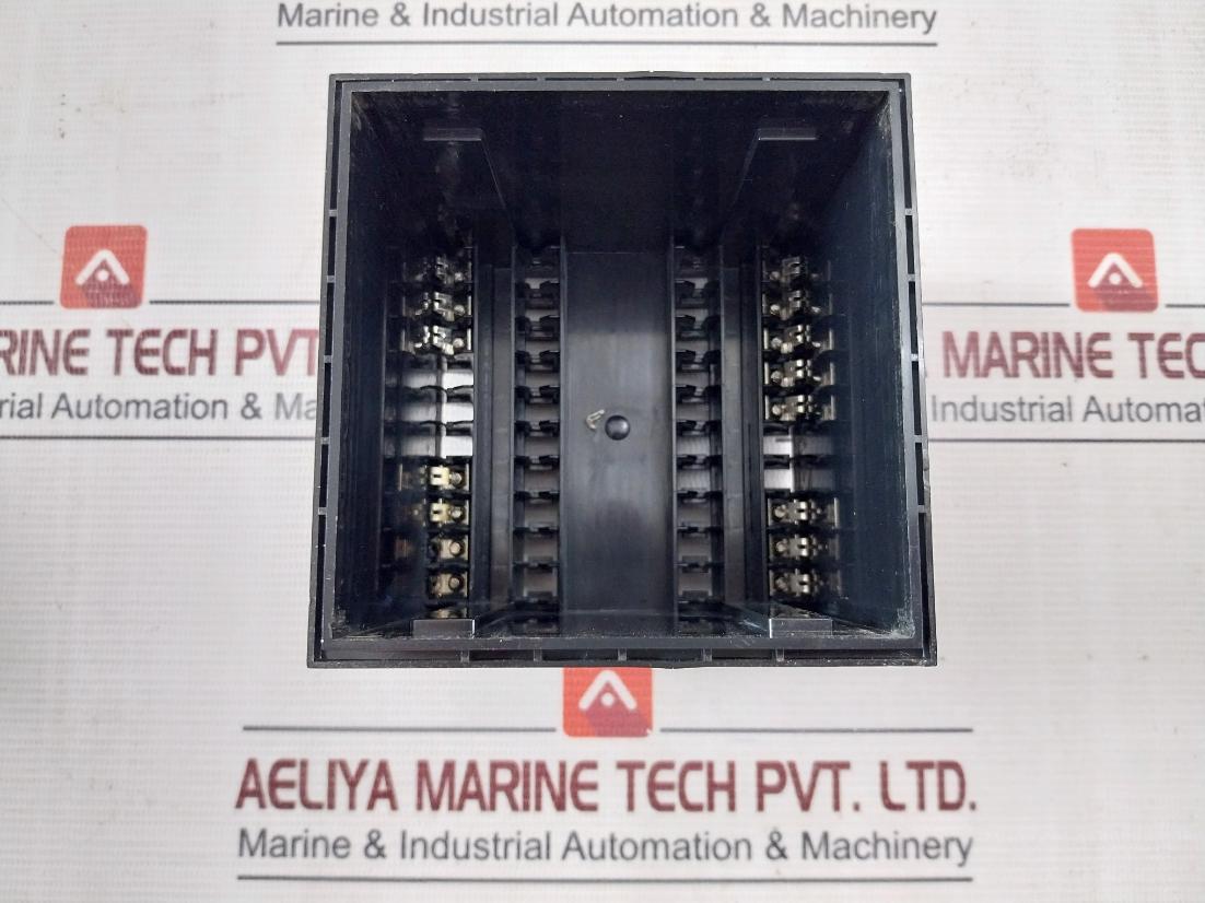 Honeywell Dc1040Cr-102000-e Pid Temperature Controller 24 Vdc