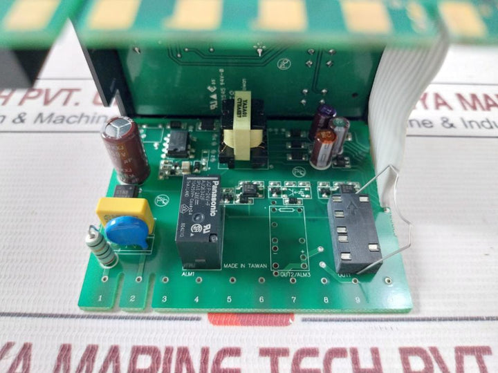 Honeywell Dc1040Cr-102000-e Pid Temperature Controller 24 Vdc