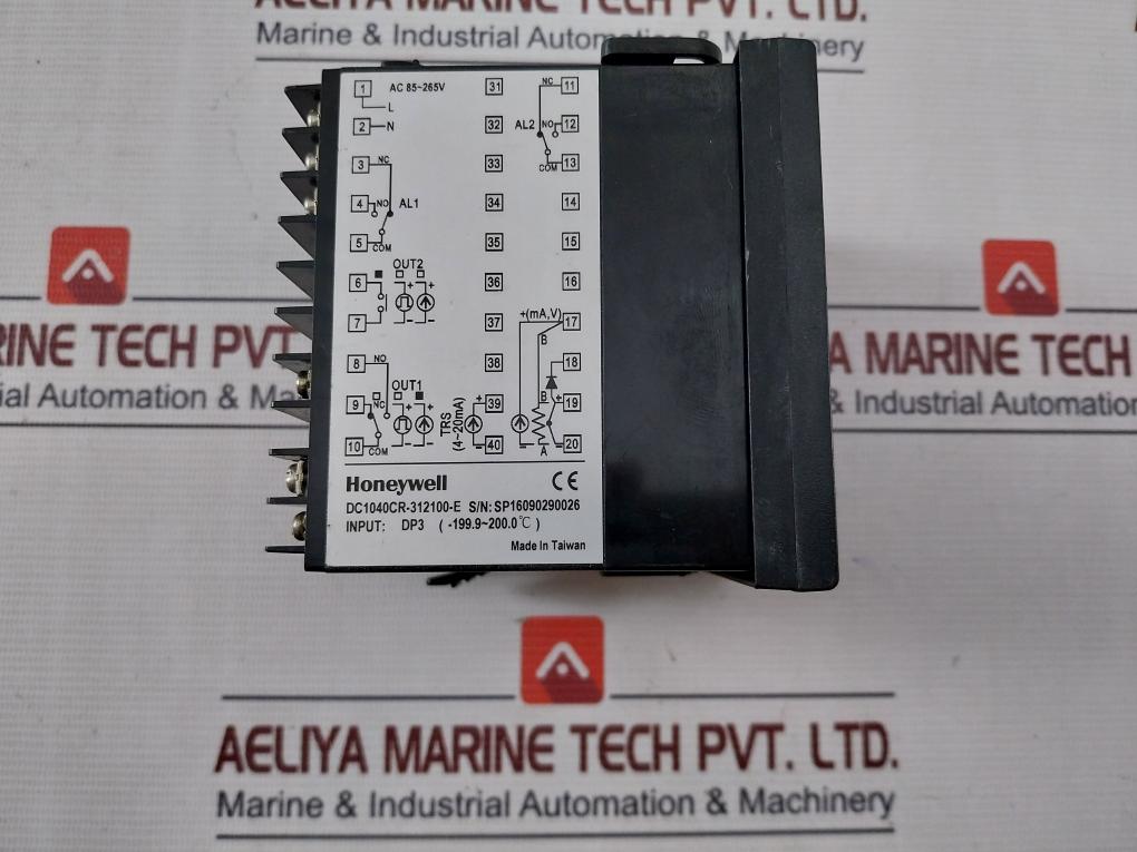 Honeywell Dc1040Cr-312100-e Digital Pid Temperature Controller -199.9-200.0C Dp3