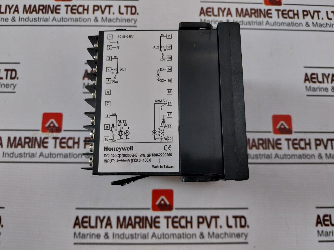 Honeywell Dc1040Ct-30200B-e Pid Temperature Controller Amb Temp 50C Max
