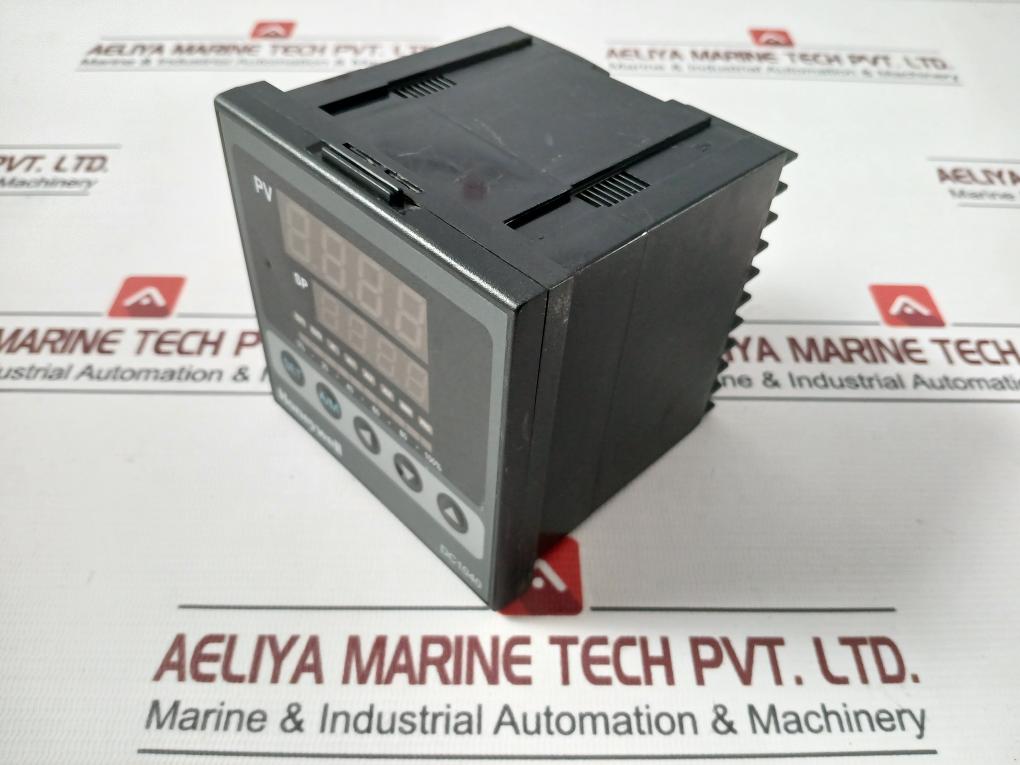 Honeywell Dc1040Ct-302100-e Temperature Controller Ac 85-265V 4-20Ma