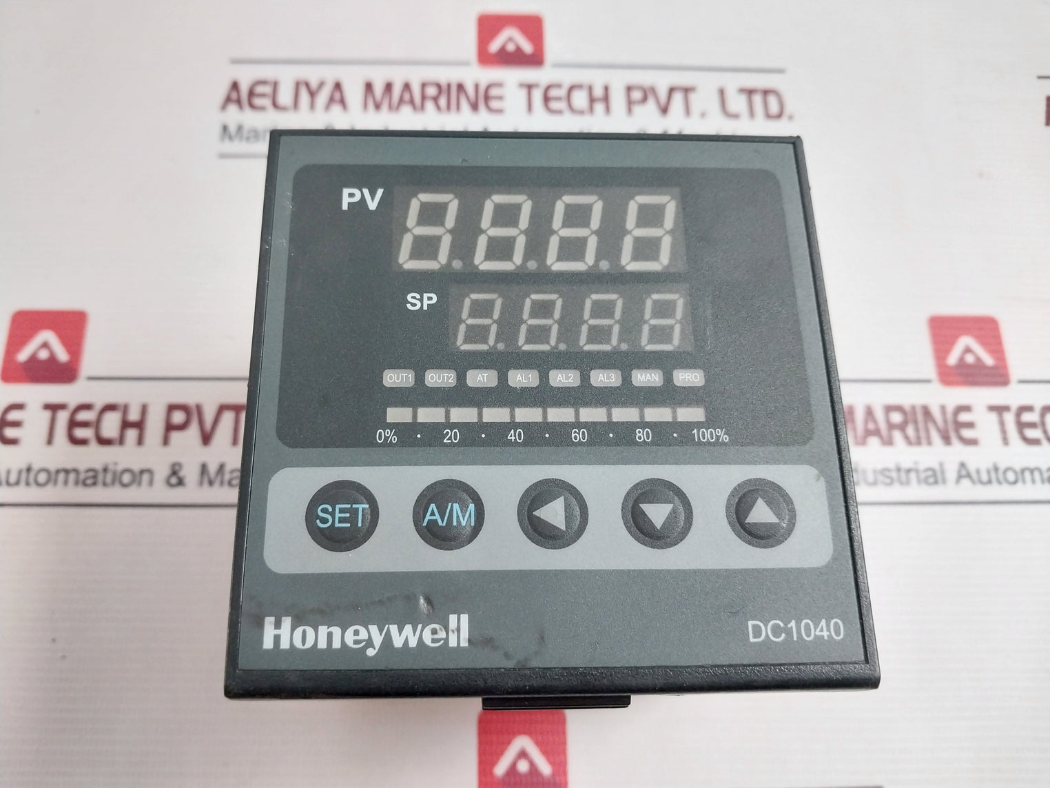 Honeywell Dc1040 Temperature Controller Dc1041Cl-302000-e Dc24V 4-20Ma