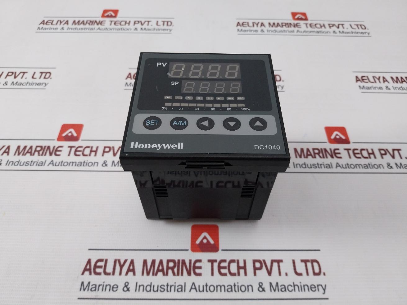 Honeywell Dc1041Cl-30200B-e Temperature Controller