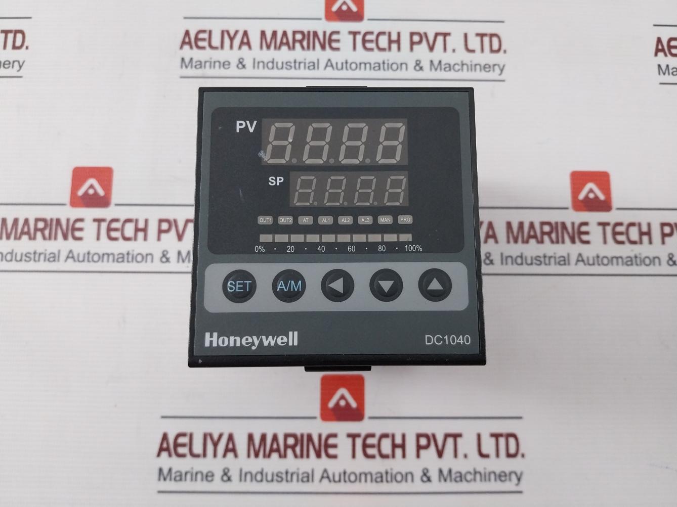 Honeywell Dc1041Cl-30200B-e Temperature Controller