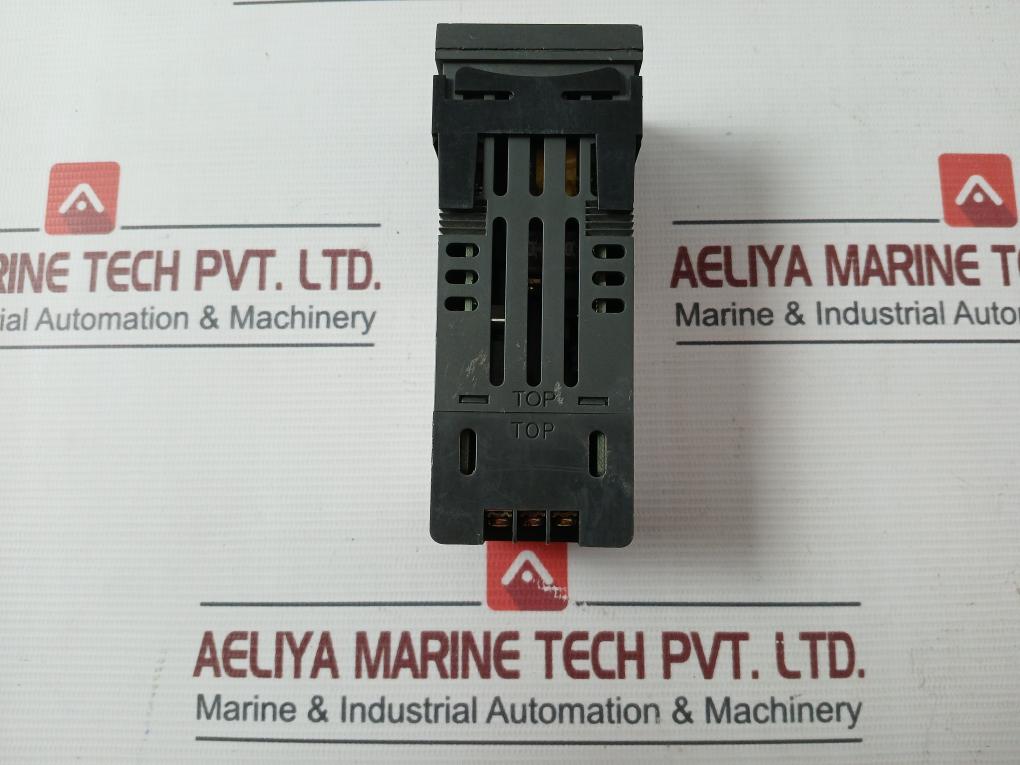 Honeywell Dc120L10011000 Udc1200 Micro-pro Digital Temperature Controller 7.5Va