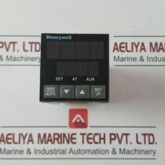 Honeywell Dc120T11011000 Temperature Controller 100-240Vac 50/60Ha 7.5Va